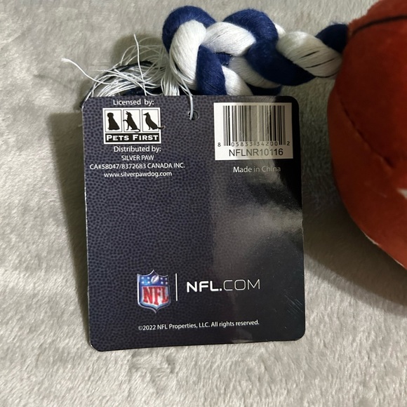 💥HOST PICK💥NFL Dog toy and leash - Picture 7 of 7